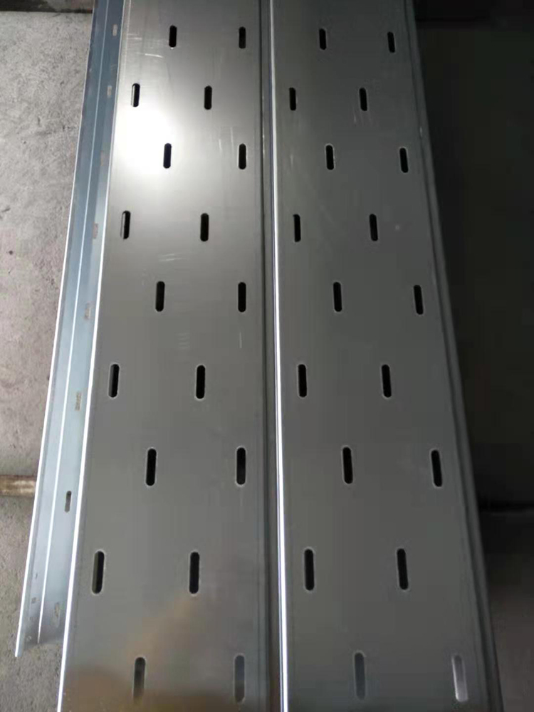 直通托盤式橋架在安裝上為何能夠省心？