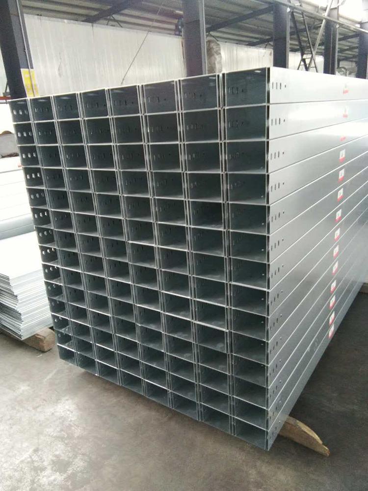 電纜橋架以自身?yè)Q取安然無(wú)恙