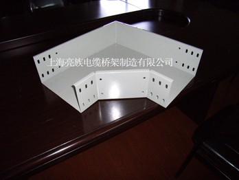 電纜橋架配件精妙的結(jié)構(gòu)設(shè)計(jì)